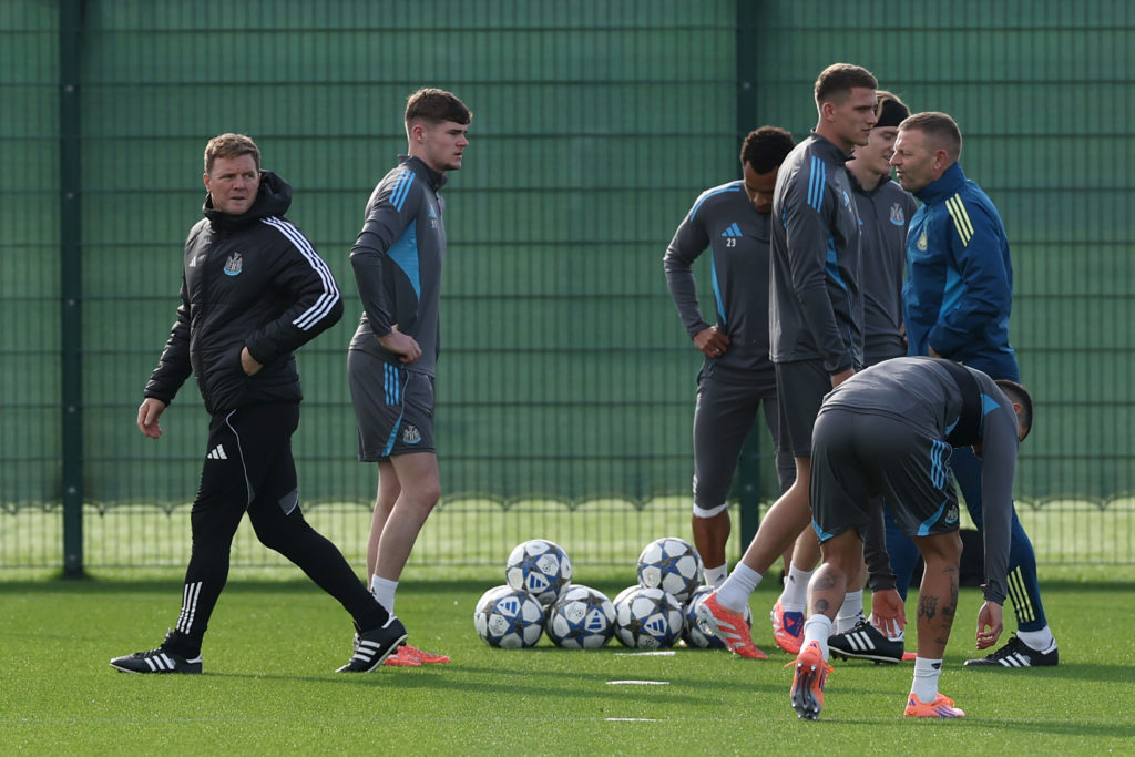 Eddue Howe looks on during a Newcastle United training session before a Champions League game against Benfica.