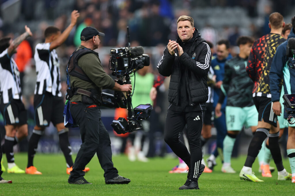 Eddie Howe claps after Newcastle United beat Athletic Club in the Champions League.