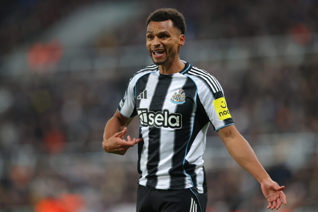 Jacob Murphy in action for Newcastle United against Manchester City.