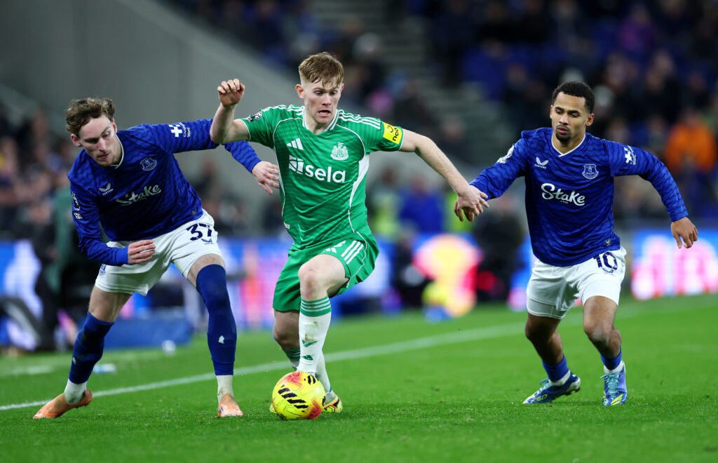 Lewis Hall playing for Newcastle United against Everton.