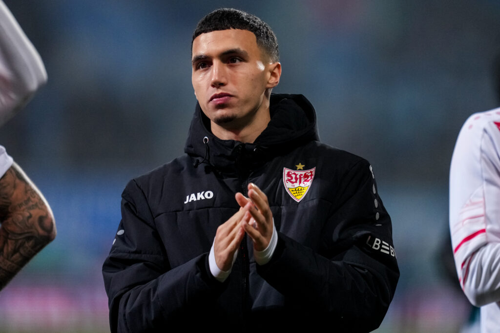 Bilal El Khannouss applauds the Stuttgart fans.
