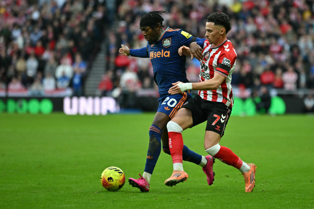 Anthony Elanga is put under pressure during Sunderland vs Newcastle United.