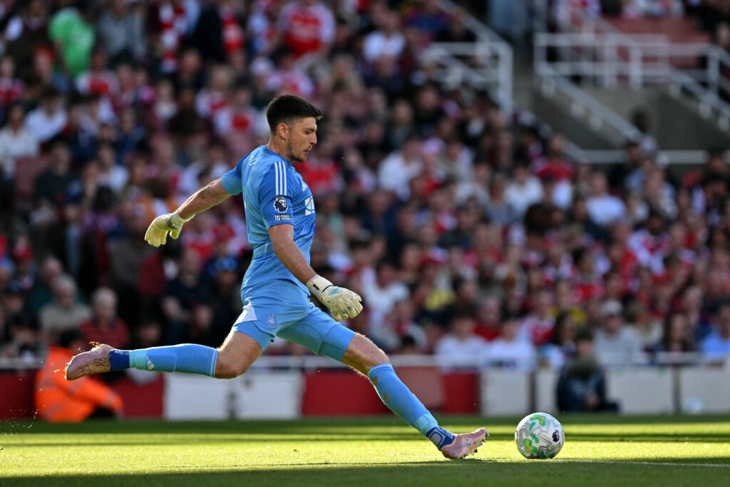 Nick Pope playing for Arsenal FC against Newcastle United.