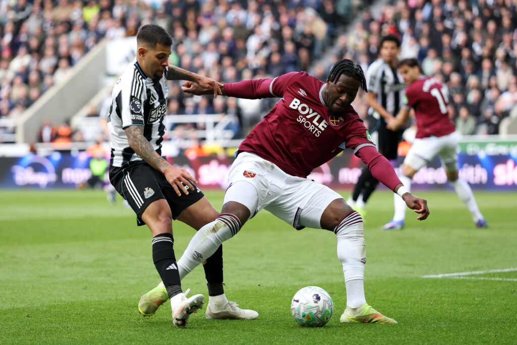 Bruno Guimaraes playing for Newcastle United against West Ham.